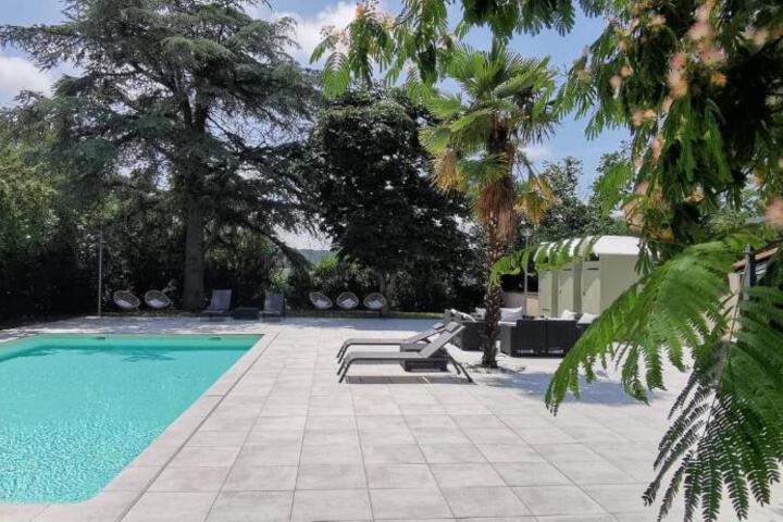 Pool 7 of 23