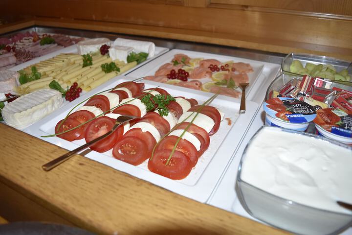 Dining Photos