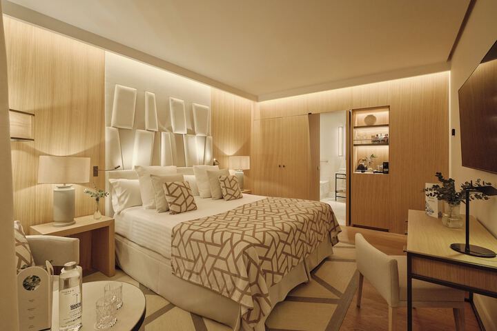Room 14 of 71