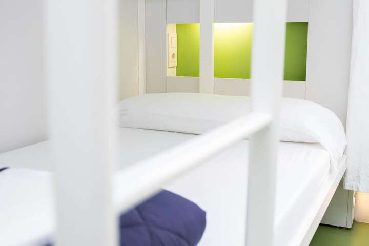 Room 6 of 36
