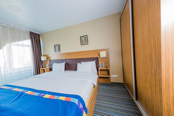 Room 21 of 61