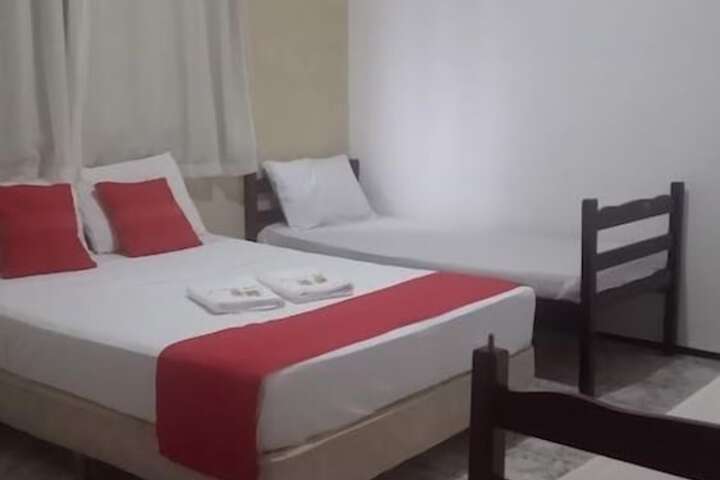 Room 3 of 10