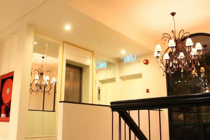 Hotel Interior 42 of 49
