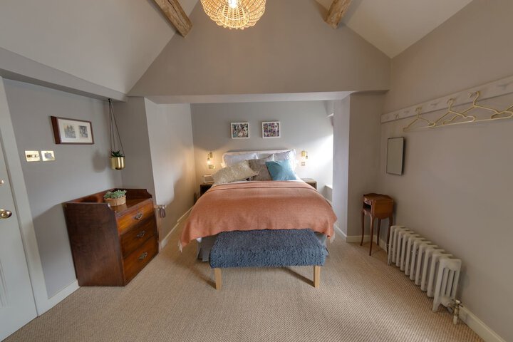 Room 15 of 78