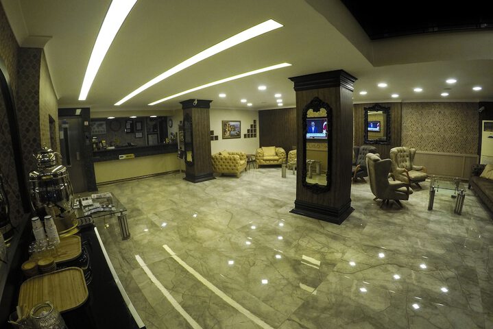Hotel Interior 4 of 32