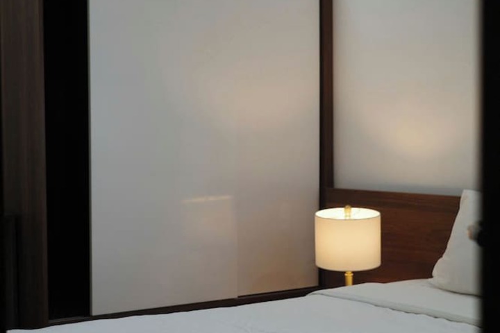 Room 2 of 44