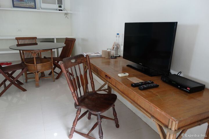 Room 17 of 49