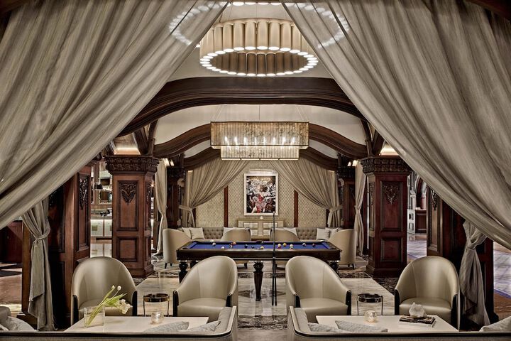 Hotel Interior 4 of 94