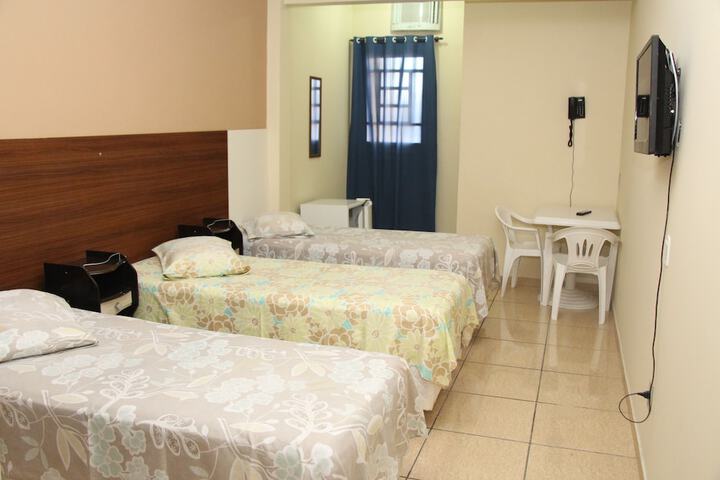 Room 6 of 19