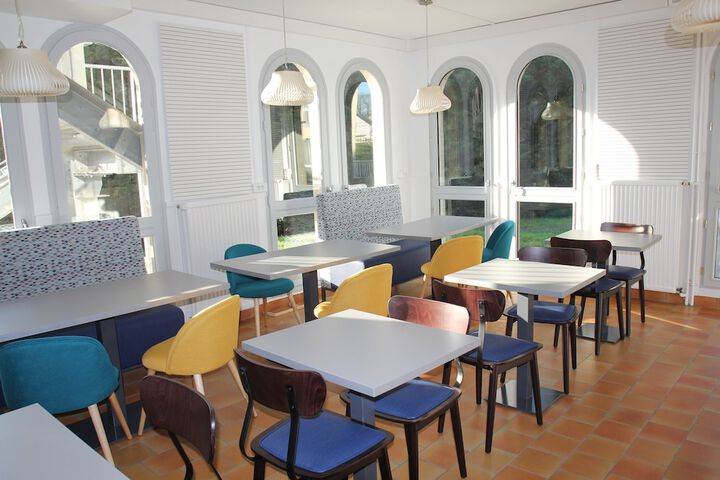 Dining 96 of 135