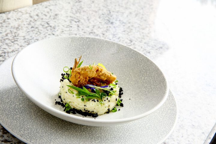 Dining 83 of 175