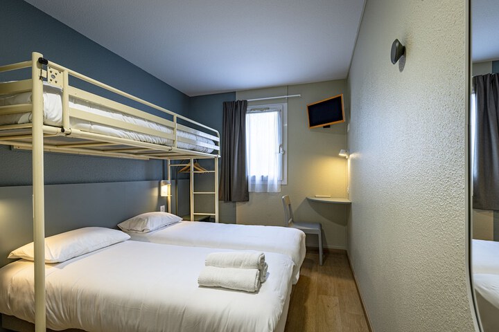 Room 6 of 29