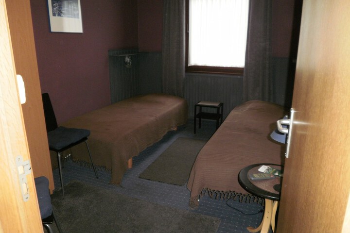 Room 5 of 53