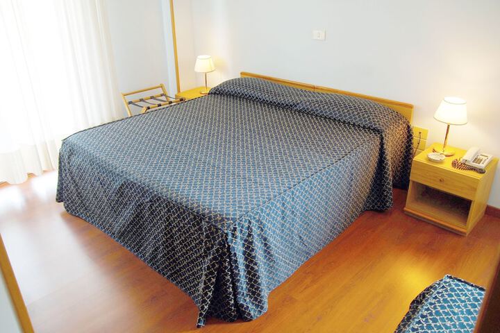 Room 7 of 53