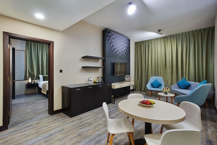 Room 16 of 43