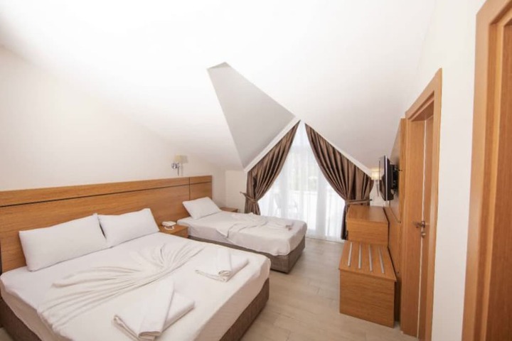 Room 20 of 66