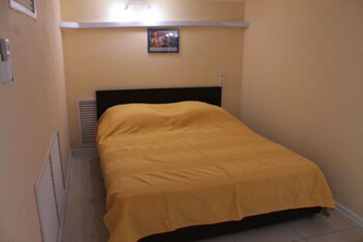 Room 74 of 113