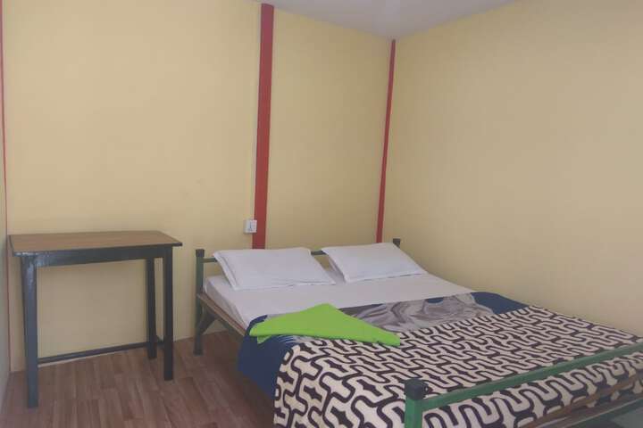 Room 10 of 49