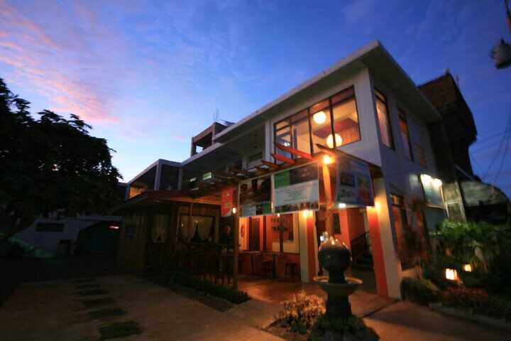 Front of property - evening/night