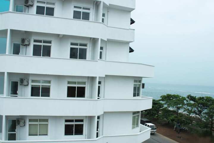 Hotel 18 of 18