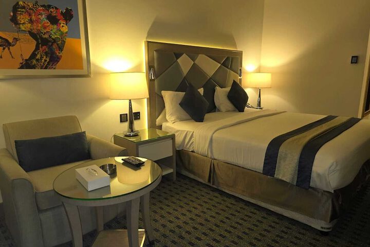 Room 8 of 26