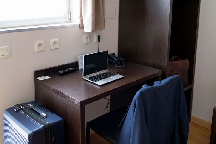 Room 16 of 78