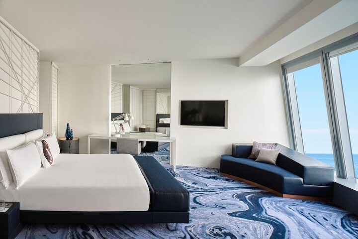 Room 25 of 246