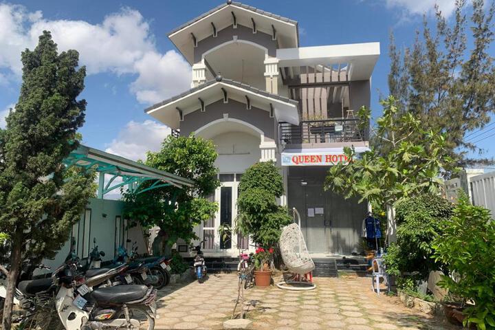 QUEEN HOTEL Khách sạn QUEEN