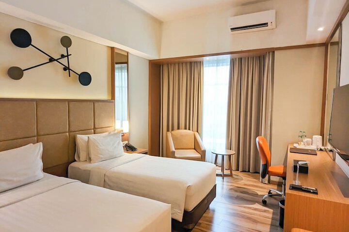 Room 26 of 64