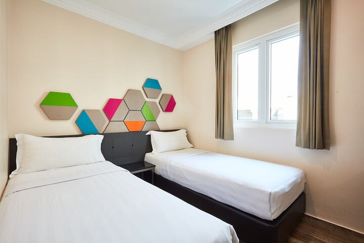 Room 5 of 26