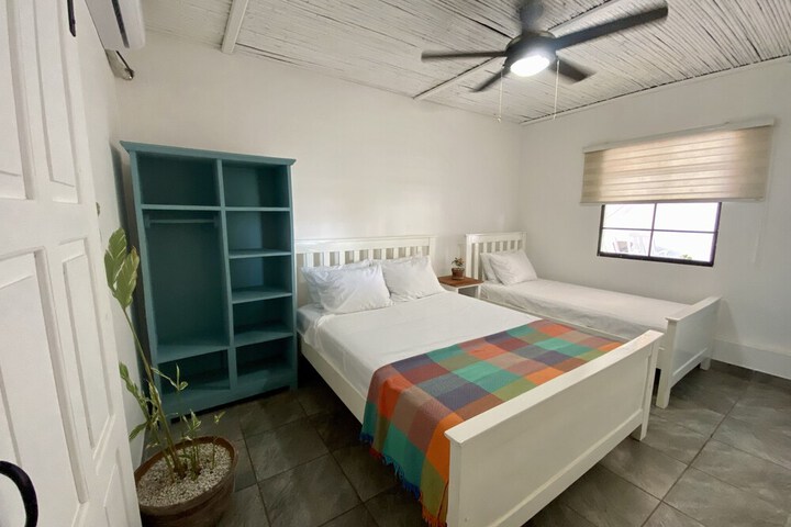 Room 6 of 20