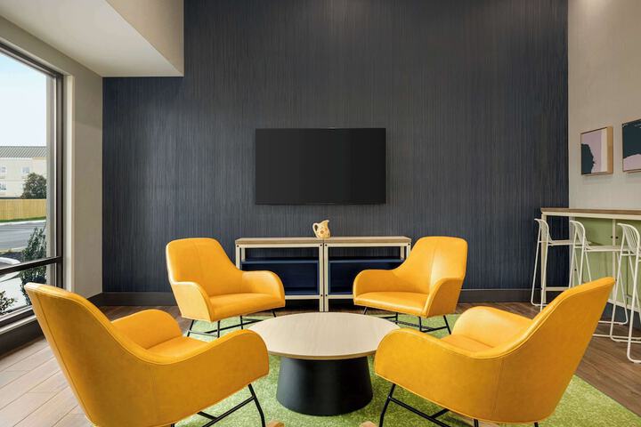 Guest Lobby