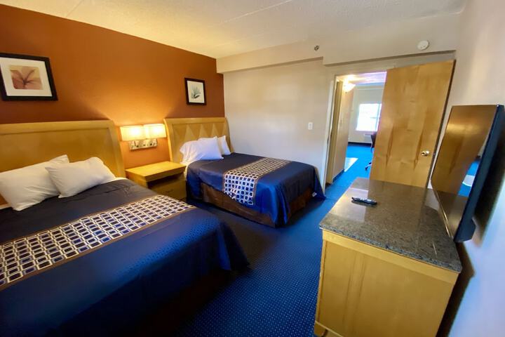 Room 8 of 14