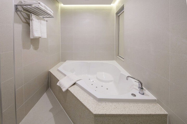 Bath Photo