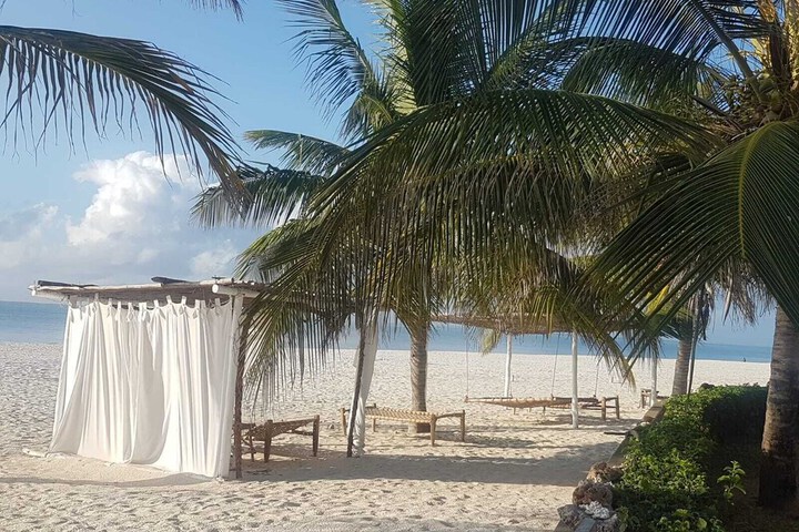 Beach 104 of 138