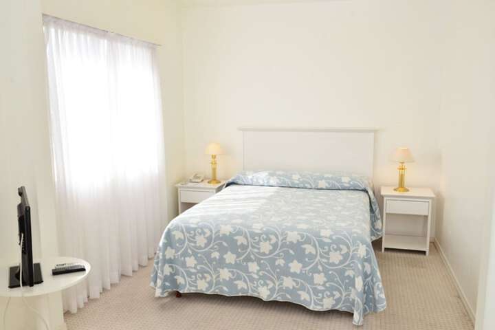 Room 13 of 41