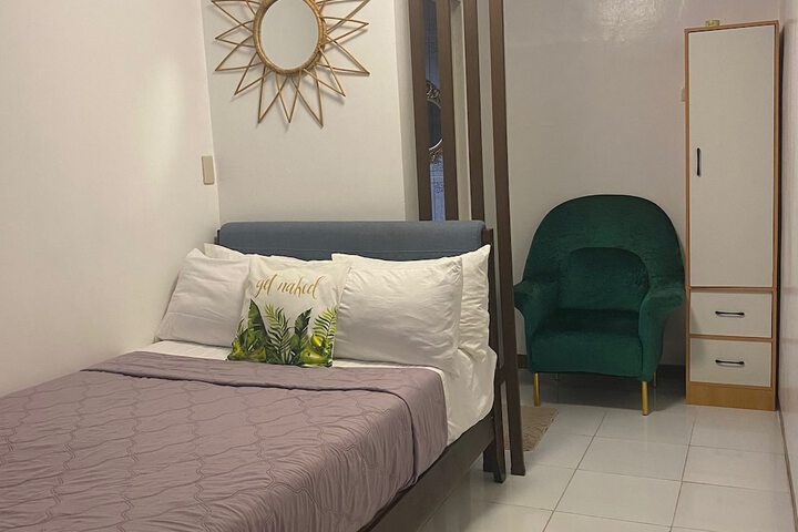 Room 52 of 336