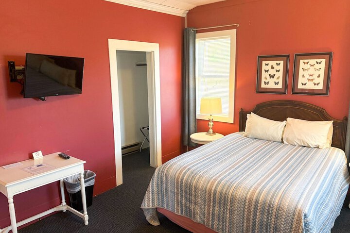 Room 26 of 75