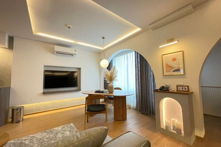Room 37 of 113