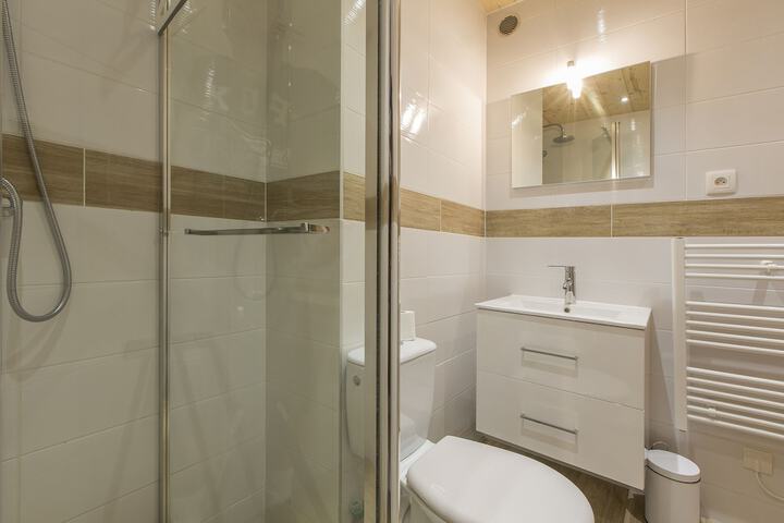Bath Interior