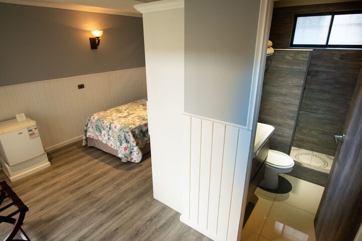 Room 16 of 63