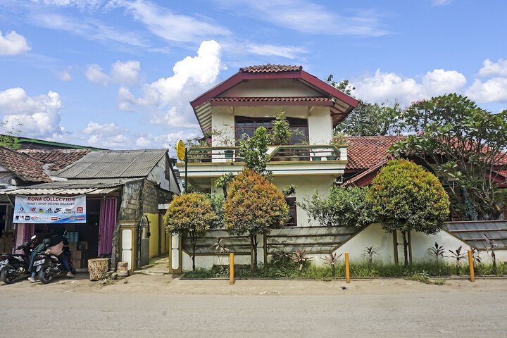 Hotel O Wisma Asri Putra Syariah