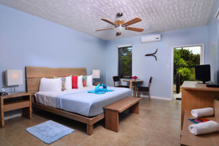 Room 8 of 22