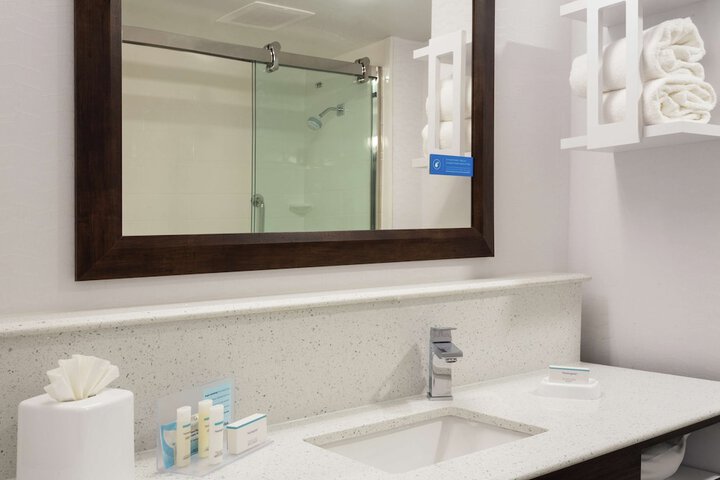 Bathroom shower