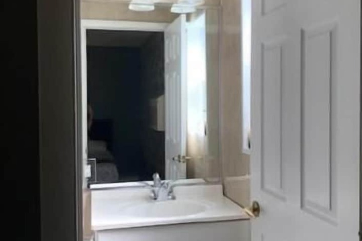 Room 15 of 24