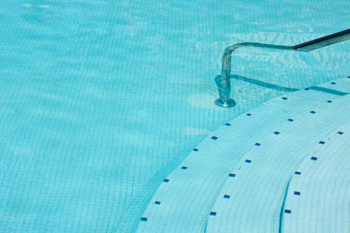 Pool Hotel