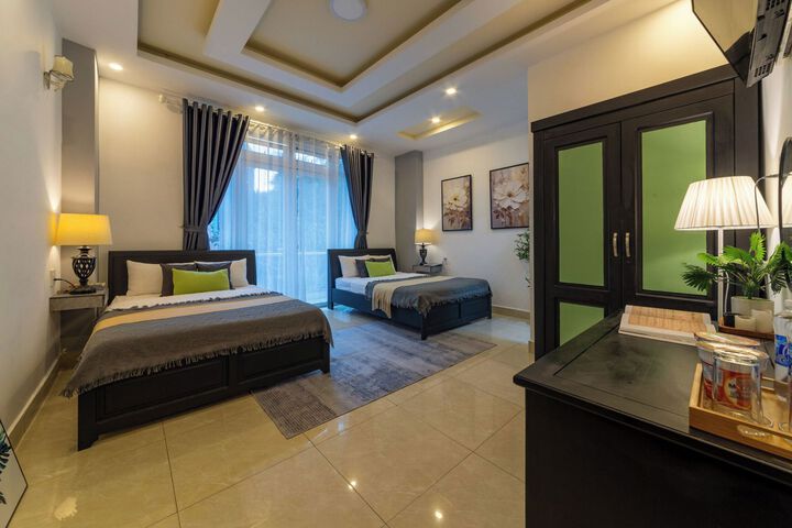 Room 17 of 41