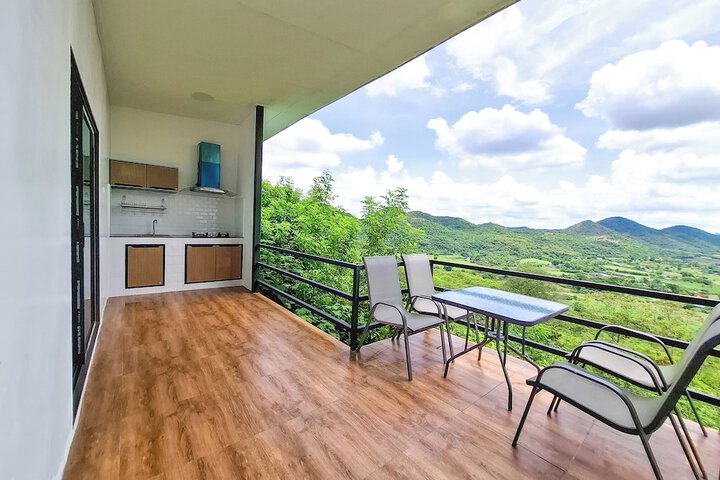 Terrace/Patio 45 of 111