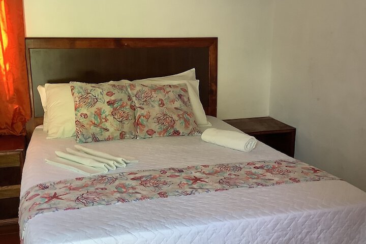 Room 5 of 29