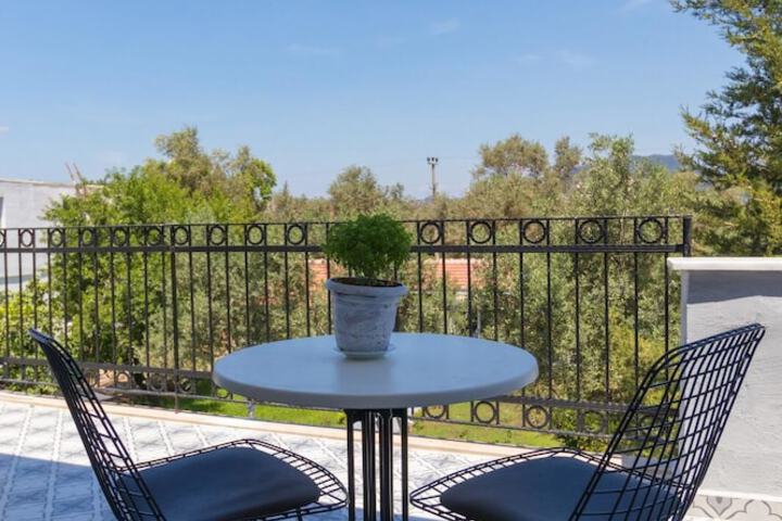 Terrace/Patio 5 of 22